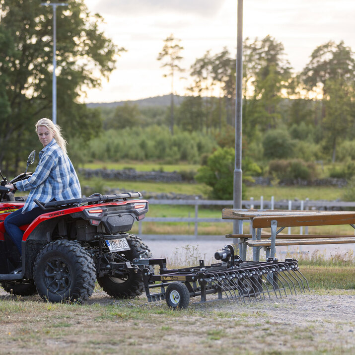 Gårdsharv ATV med justerbart chassi