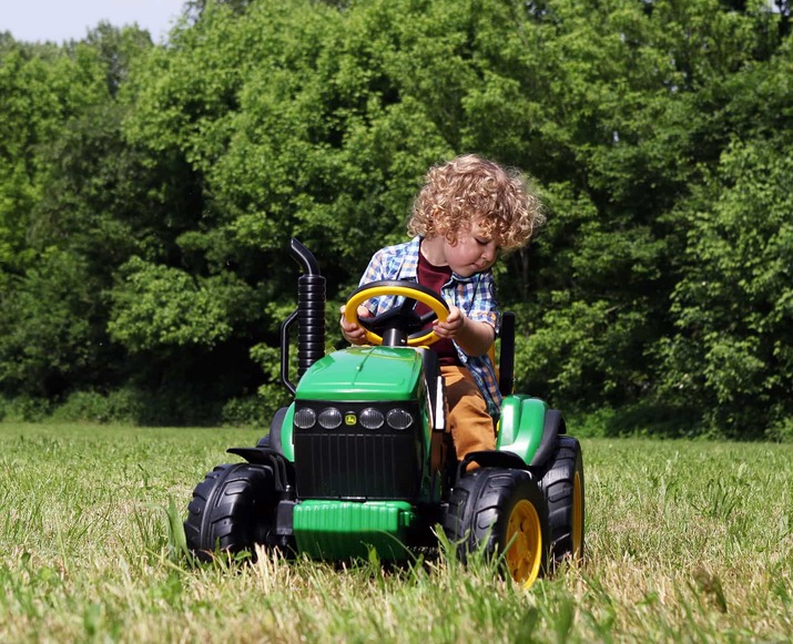 Eltraktor Ground Force Peg Perego med trailer