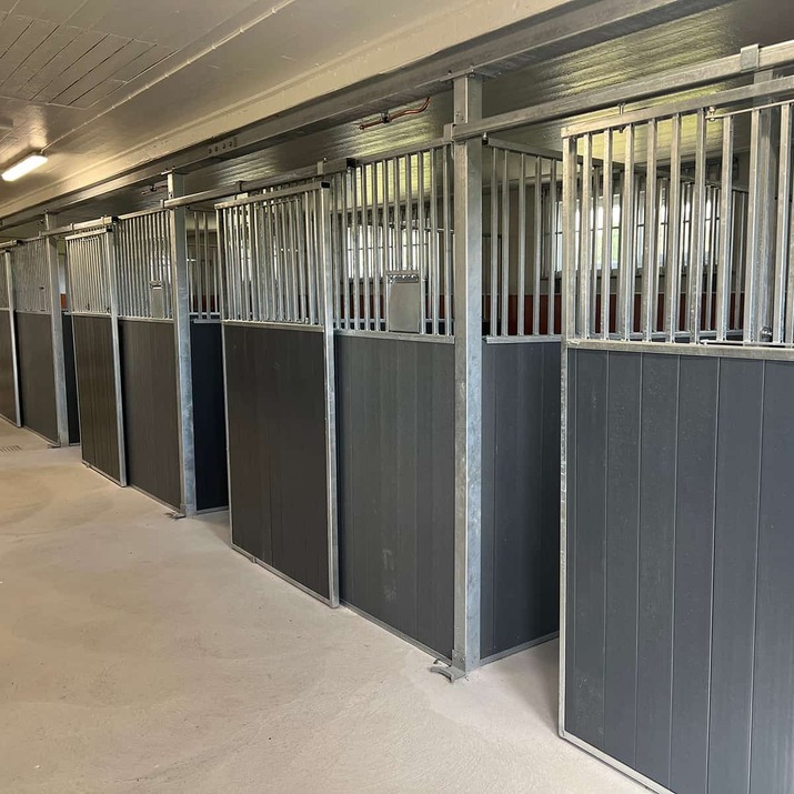 Mellanvägg 3,0 m, inkl plastplank, SWE