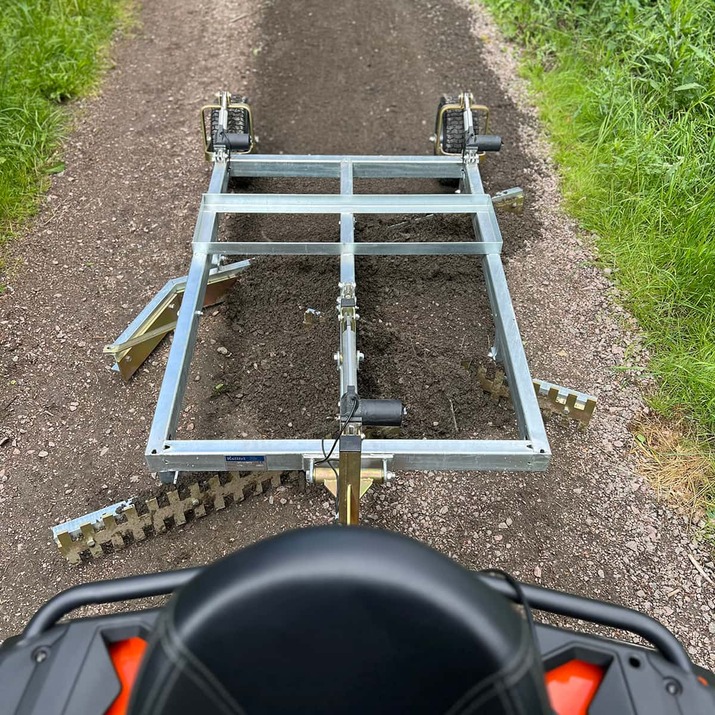 Vägsladd ATV 3-skärig med elektrisk höj- och sänkbarfunktion