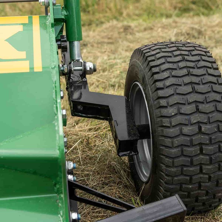 Slaghack ATV med lucka, 1,2 m, Briggs and Stratton 13,5 hk