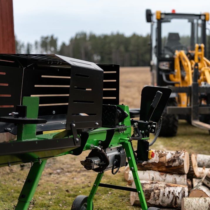 Vedklyv, eldriven, 7 ton, 70 cm