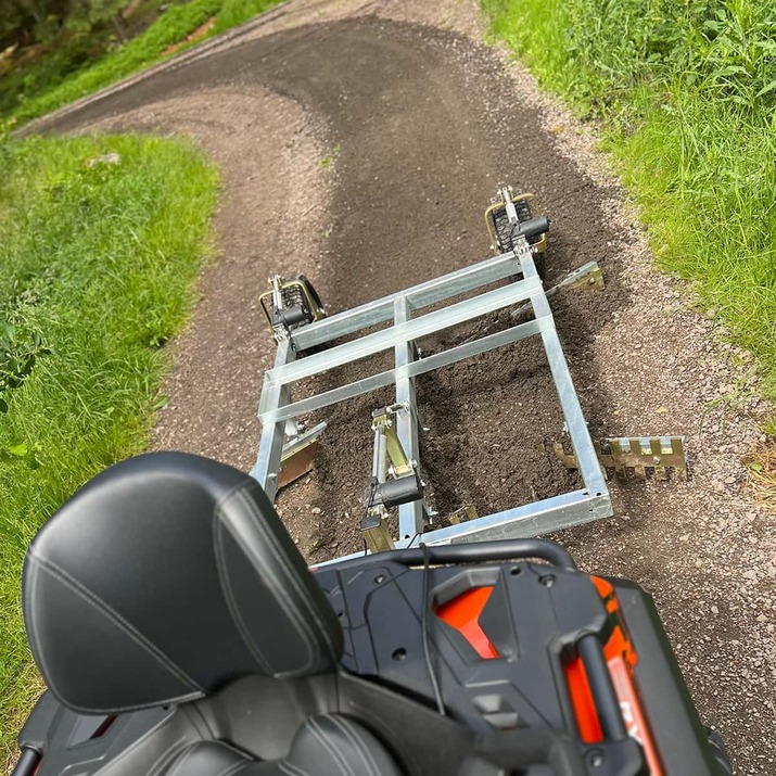 Vägsladd ATV 3-skärig med elektrisk höj- och sänkbarfunktion