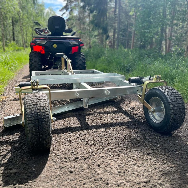 Vägsladd ATV 3-skärig med elektrisk höj- och sänkbarfunktion